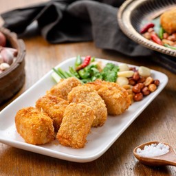 แหนมเชียงใหม่ชุบเกล็ดขนมปังทอด