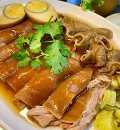 ซุปเปอร์ขาหมู หลักสี่