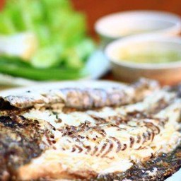 สอง อ.เมี่ยงปลาเผา