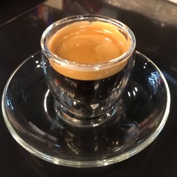 ดับเบิ้ลเอสเพรสโซ่ร้อน (Hot Double Espresso)