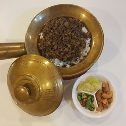 ข้าวอบหม้อดินหนำเลี๊ยบเจ