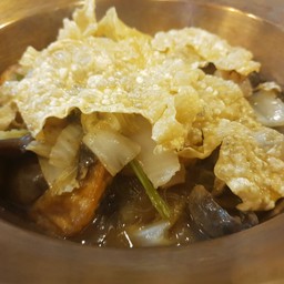 จับฉ่ายหม้อดินเจ