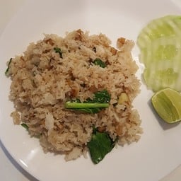 ข้าวผัดคะน้าปลาเค็มเจ