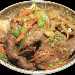 D16 ข้าวหน้าเนื้อ