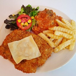 ก๊อดฟาเธอร์ (ก็อดฟาเธอร์1ชิ้น+เฟรนฟราย+สลัด)