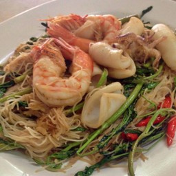 หมี่กระเฉดทะเล