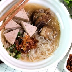 ก๋วยจั๊บญวนหมูยอ