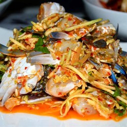 ยำปูม้า รสแซ่บ แสบรูทวาร ศรีนครินทร์