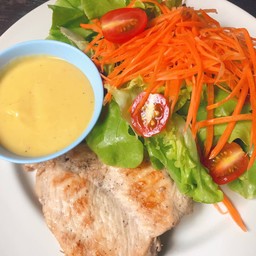 สลัดอกไก่ย่าง