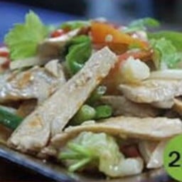 ยำหมูย่าง