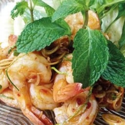 กุ้งพล่า