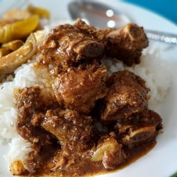 ข้าวแกง ครัวไทย ปตท.