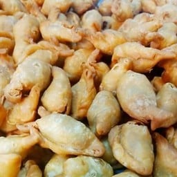 ขนมปั้นขลิบไส้ปลากะพง