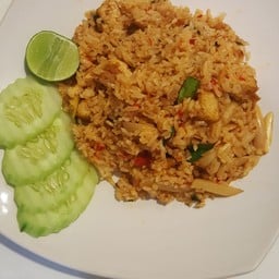 ข้าวผัดต้มยำเจ