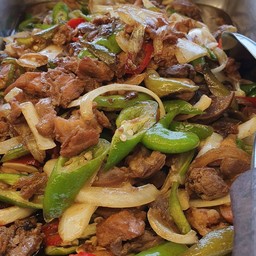 ผัดเครื่องในไก่