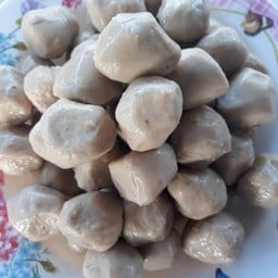 ลูกชิ้นเนื้อลวก
