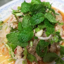 ลาบวุ้นเส้น