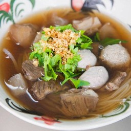 นำชัย เนื้อตุ๋น-หมูตุ๋น (บางใหญ่ซิตี้)