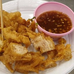 ร้านอาหารเจตรงข้าม ม.มหิดล