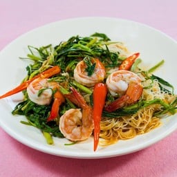 เส้นหมี่ผัดกระเฉด