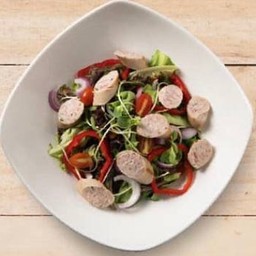 สลัดผักไส้กรอกหมูย่าง