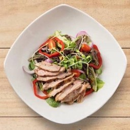 สลัดสะโพกไก่ย่าง