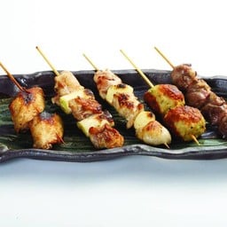 ไก่ย่างรวม 5 ไม้(ตามใจมาสเตอร์)