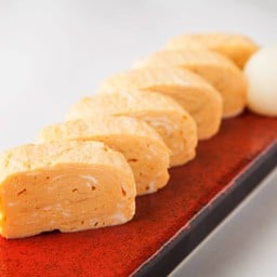 1305.DASHIMAKI TAMAGOJapanese Omelet ไข่ม้วน
