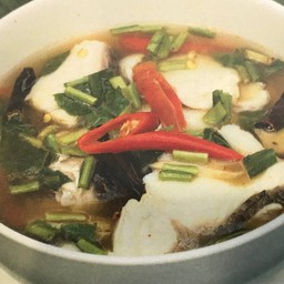 ต้มยำปลากะพงน้ำใส 冬阴鱼 （清汤）