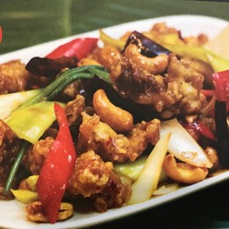 ไก่ผัดเม็ดมะม่วงหิมพาน 腰果炒雞