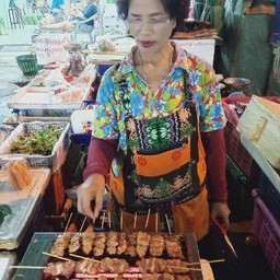 ร้านหมูปิ้ง เจ๊นุช-เจ๊นอม