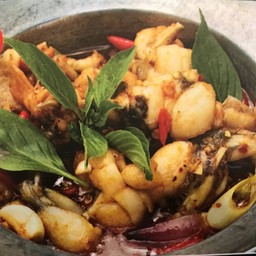 กบอบหม้อดิน 砂锅田鸡