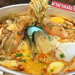 มาม่า ไข่ไหลรวมมิตรทะเล