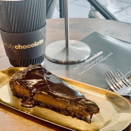 Nutella Chocolate Cake