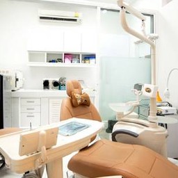 Dentalista Dental Clinic พระโขนง พร้อมพงษ์ ถนนจันทน์