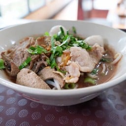 ก๋วยเตี๋ยวเรืออยุธยา คาเฟ่