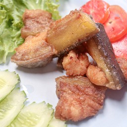 ปลาบึกทอดน้ำปลา