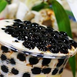 ชานมไข่มุกลาวาพ่นไฟ pare-waan kafe สาขาซอยนาเกลือ 31by pare-waan