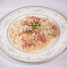 ข้าวผัดแหนม