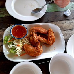 ปีกไก่ทอด