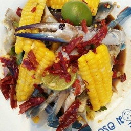 ยำปลาร้าแซ่บนัวปูม้า+ข้าวโพด