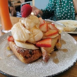 Poached Breakfast Cafe