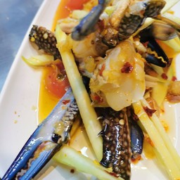 ยำมะม่วง ปูม้า