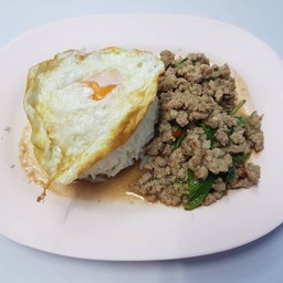 ข้าวกะเพราหมู