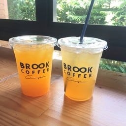 ชาส้มจี๊ดสดชื่นมาก ส่วนน้ำเสาวรสชอบที่คั้นแยกเมล็ดออกมาชื่นใจ