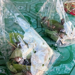 ตลาดป่าบ้านสามขา
