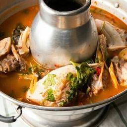 ตัมยำหัวปลาหม้อไฟ