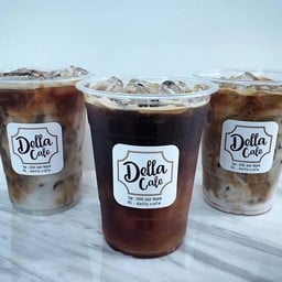 Della Cafe