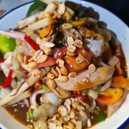 ส้มตำสามส่อน