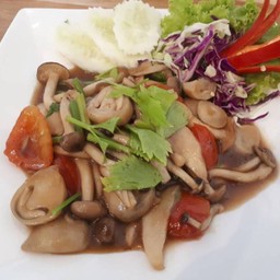 ผัดเห็ดรวม